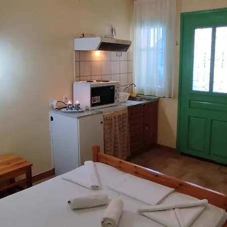 Spiros 3* Agios Nikitas