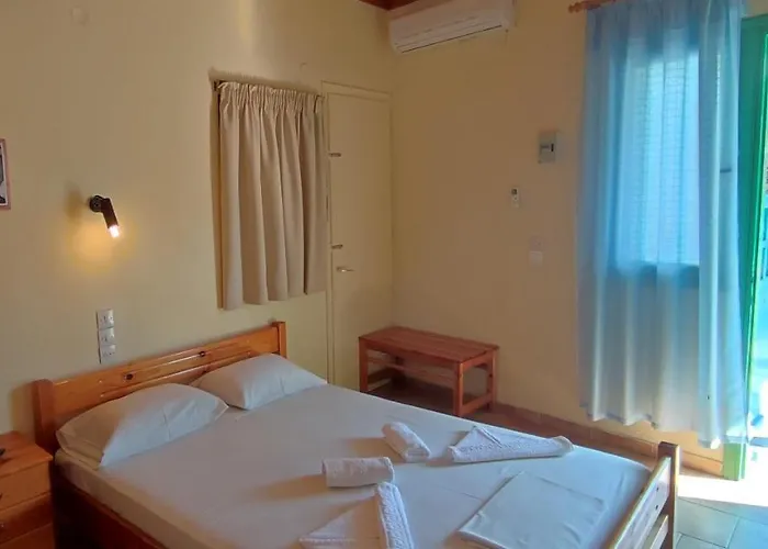 Aparthotel Spiros