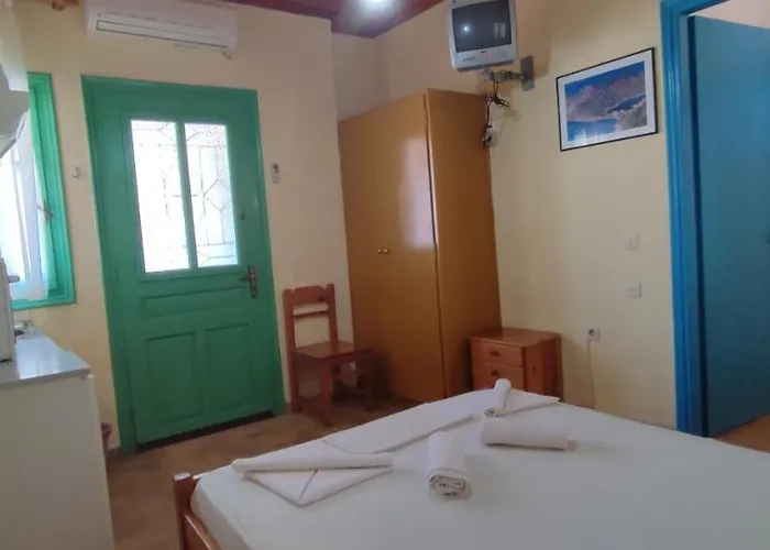 Spiros Aparthotel